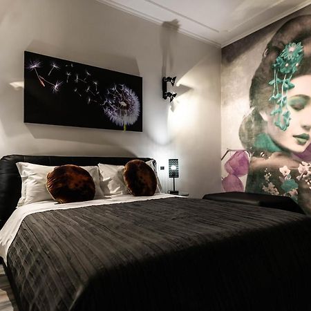 Trevi & Pantheon Design Rooms Roma Exterior foto