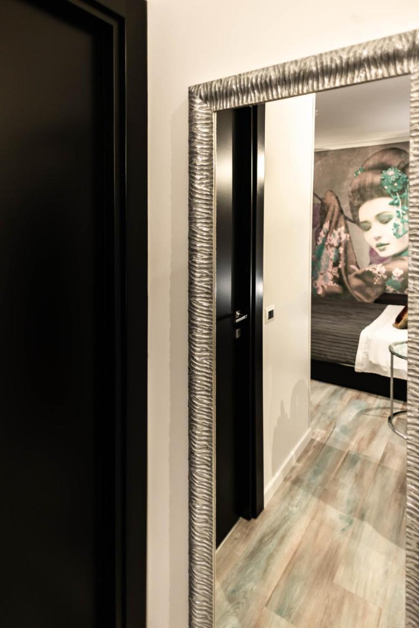 Trevi & Pantheon Design Rooms Roma Exterior foto